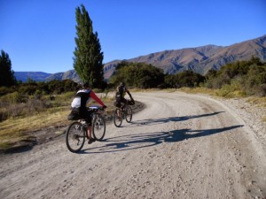 Morning ride to Wanaka; Julie and Steve